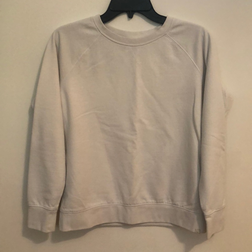 Small, Eddie Bauer white sweatshirt